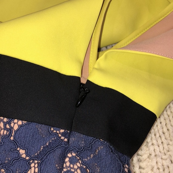 BCBGMAXAZRIA Alessandra dress size 6 lace and color blocking detail - Picture 6 of 10